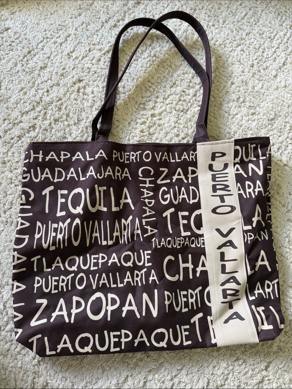 Black and Cream Puerto Vallarta Text Print Tote Bag